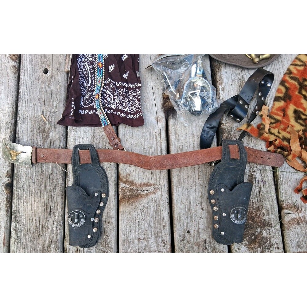 Cowboy Costume Lot Boys 6-8 Vintage Western Outfits,Props, Hats - Picture 8 of 11
